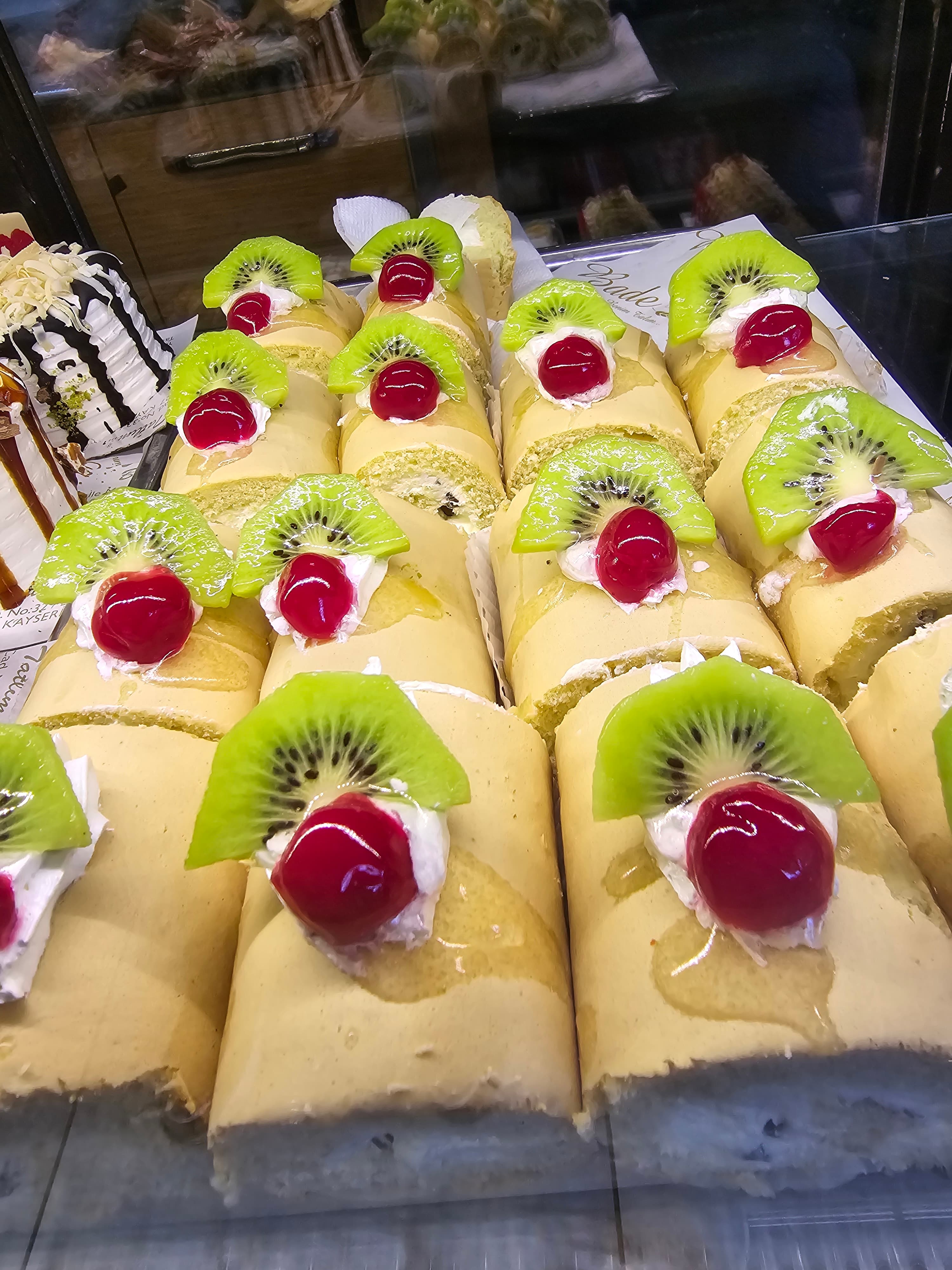 Kıvılı Rulo Pasta